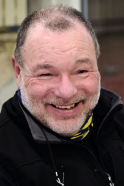 Karl-Heinz Kohn macht die Erstberatung beim Frankfurter Väterbruch für Kinder e. V. Karl-Heinz Kohn macht die Erstberatung beim Frankfurter Väterbruch für Kinder e. V.